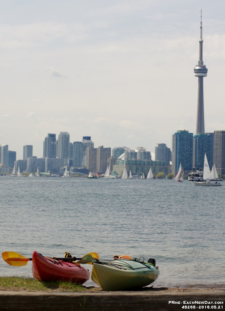 48268RoLeCrRe - Anniversary Weekend Kayak Adventure - Kayaking from Cherry Beach through the Toronto Islands